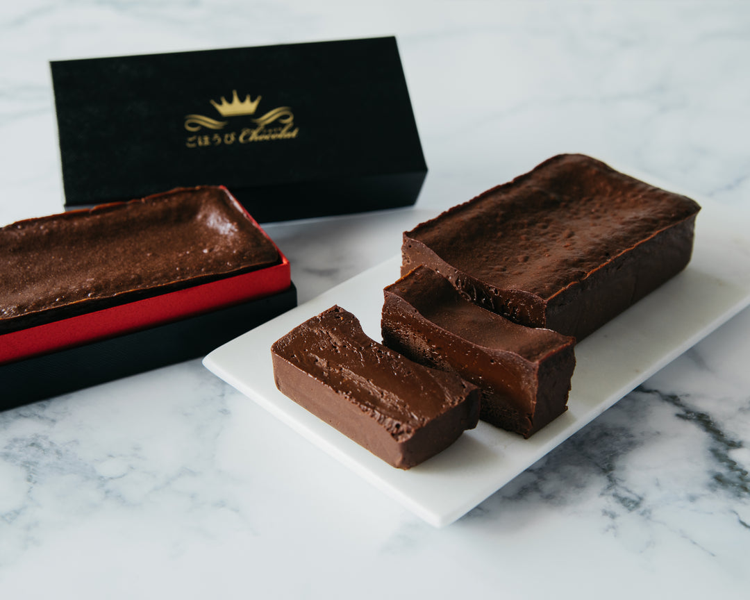 メゾン ド フルール Maison de FLEUR Fロゴ二つ折りミニ